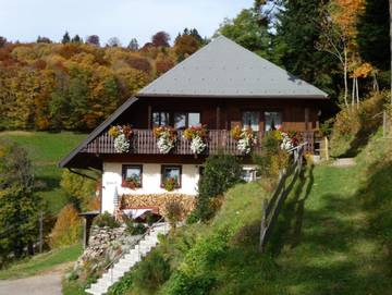 Ferienwohnung für 3 Personen, mit Garten und Balkon sowie Ausblick in Wieden