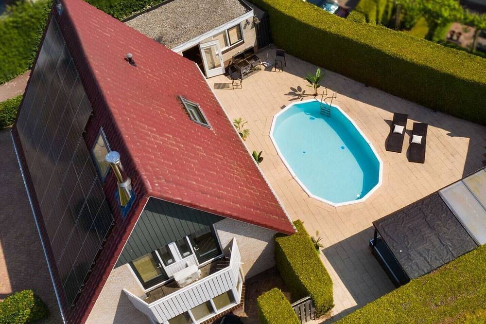 Luxuriöses Landhaus mit Whirlpool, Sauna und privatem Swimmingpool in Drenthe