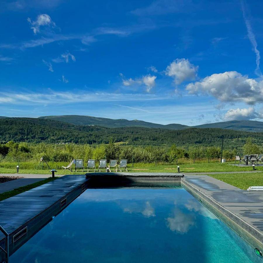 Comfort with a view on the lake and mountains in Sosnówka, Sudety (Polska)