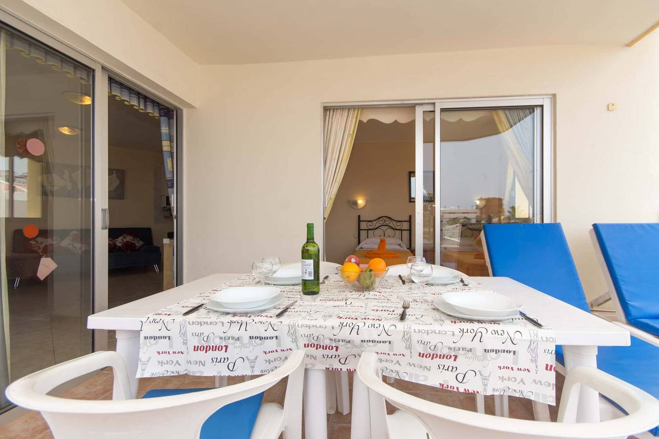 Entire apartment, Santa Maria 88 - Two Bed in Playa Puerto Colón, Adeje