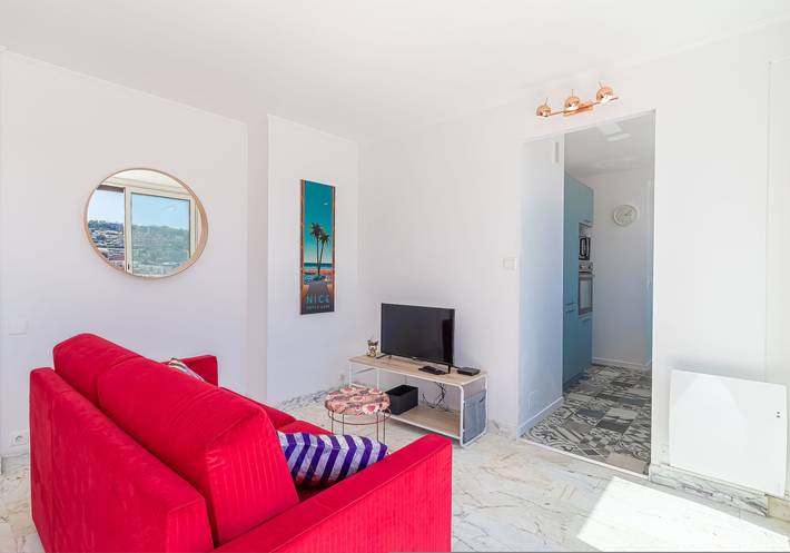 Gîte pour 4 personnes, avec terrasse dans Carnolès - 3