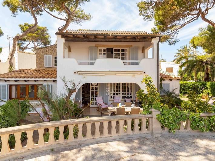 Ferienhaus für 6 Personen, mit Meerblick und Balkon/Terrasse sowie Garten in Playa de Muro