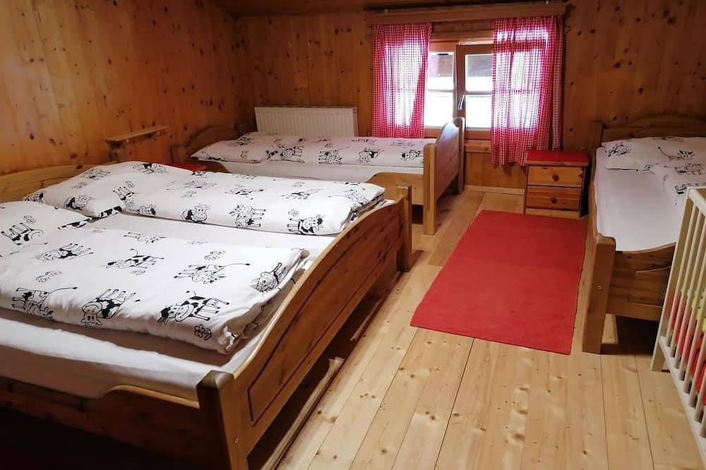 4-Bett-Zimmer - Hausbergerhof Gästehaus Ainberger in Brixlegg, Kaisergebirge