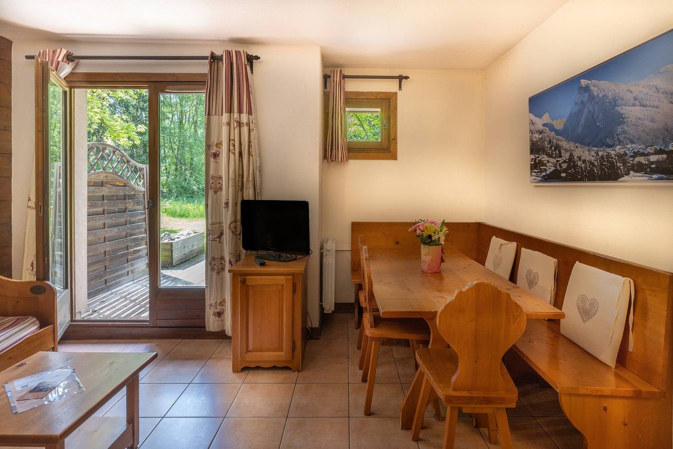 Mountain View, Pools, Wellness Area & Wi-Fi in Samoëns, Bonneville region