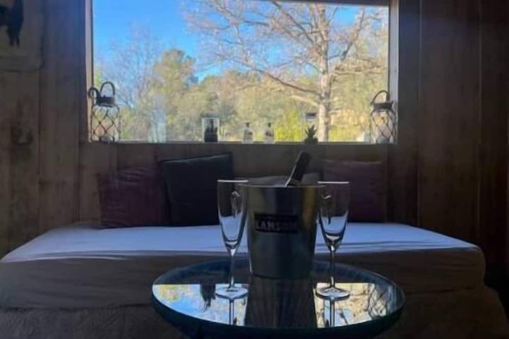 Love&Spa - Private pool&Jacuzzi, quiet, panoramic view in Callas, Draguignan Region
