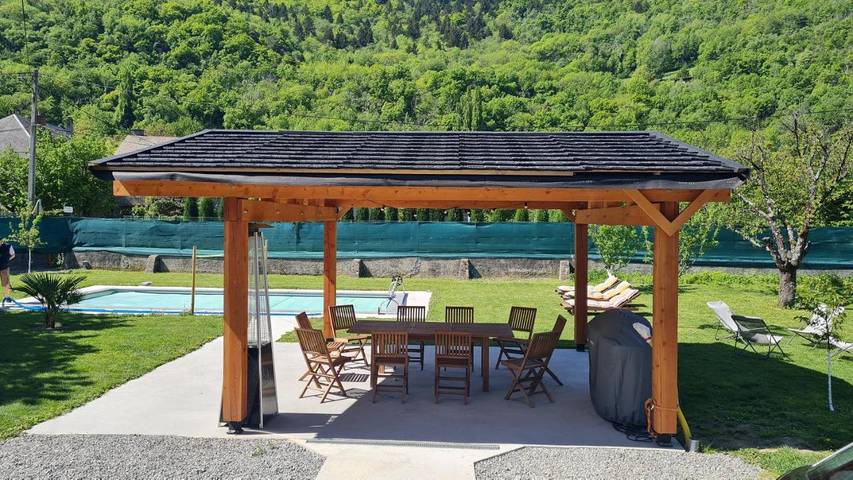Gîte pour 2 personnes, avec jardin ainsi que piscine et vue à Sainte-Marie-de-Cuines - 4