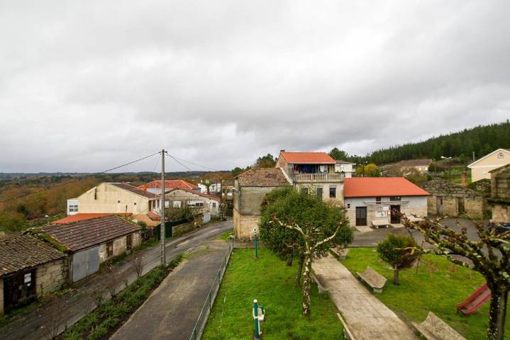 Casa de vacaciones para 17 personas, con jardín y vistas en Provincia de Orense - 2