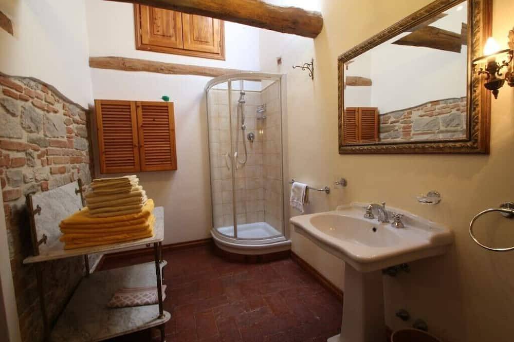 Hervorragende Villa mit antiken Möbeln, großem Rosengarten und privatem Pool in San Venanzo, Perugia Provinz