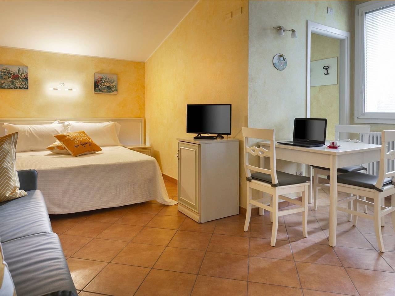 Apartamento entero, Wohnung "Erica" auf einem Bauernhof in Scandiano, Provincia de Reggio Emilia
