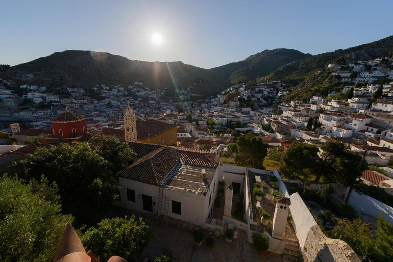 Appartement entier, Double Room with Mountain View in Hydra