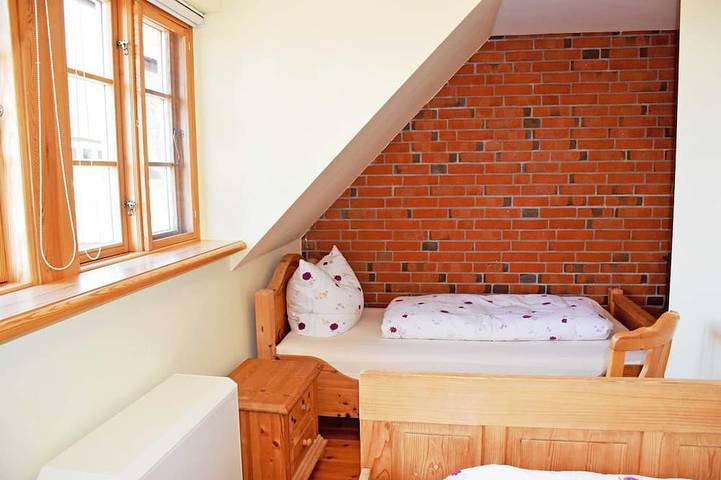 Cottage für 4 Personen, mit Terrasse und Garten in Middelhagen - 4