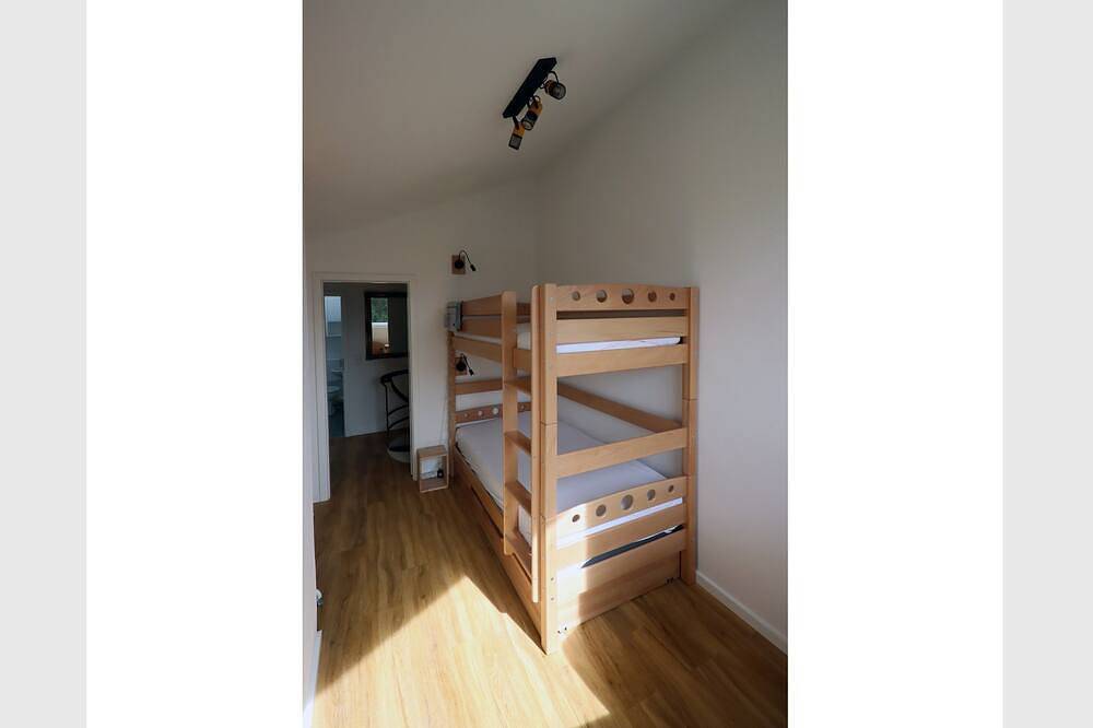 Entire apartment, Apartment no. 16 in the Dr. Gaertner complex - Starry sky, Apartment 16, Dr. Gaertner in Bad Wiessee, Bavarian Alps