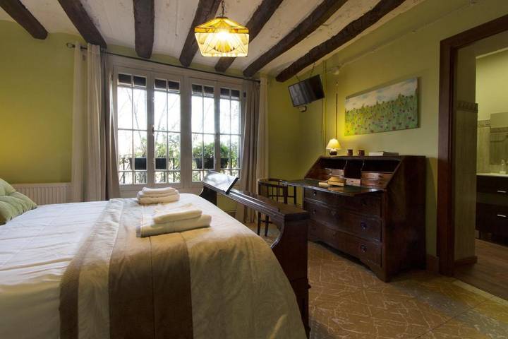 Casa rural para 27 personas, con jardín en La Rioja - 3