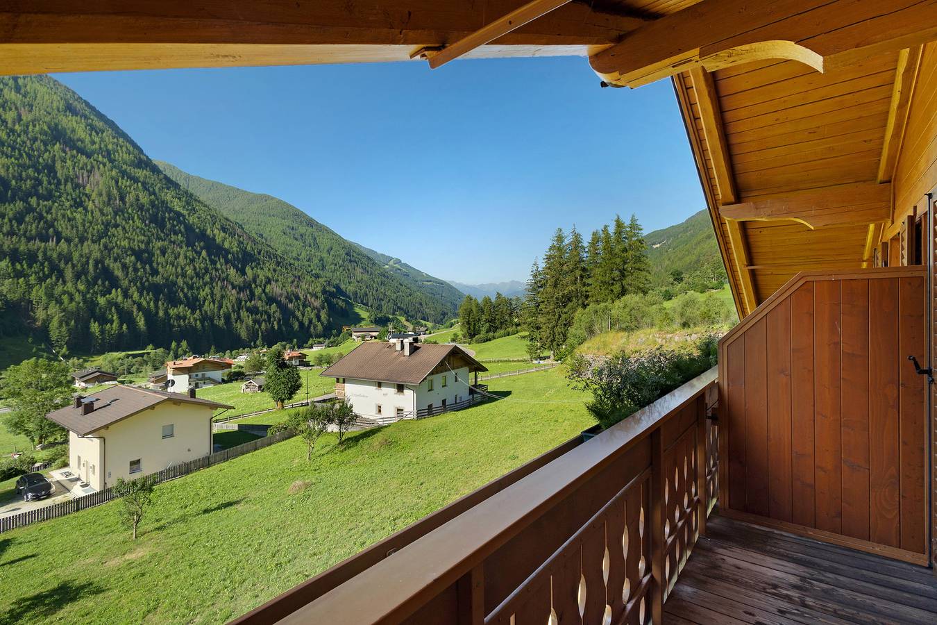 Zimmer 'Pension Waldheim 9' mit Bergblick, Gemeinschaftsgarten und Wi-Fi in Ahrntal, Zillertaler Alpen