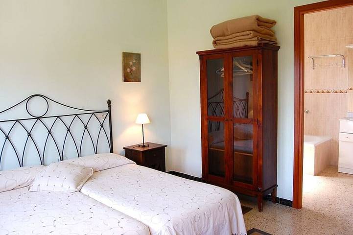 Villa für 28 Personen, mit Garten und Whirlpool an der Costa Dorada - 2