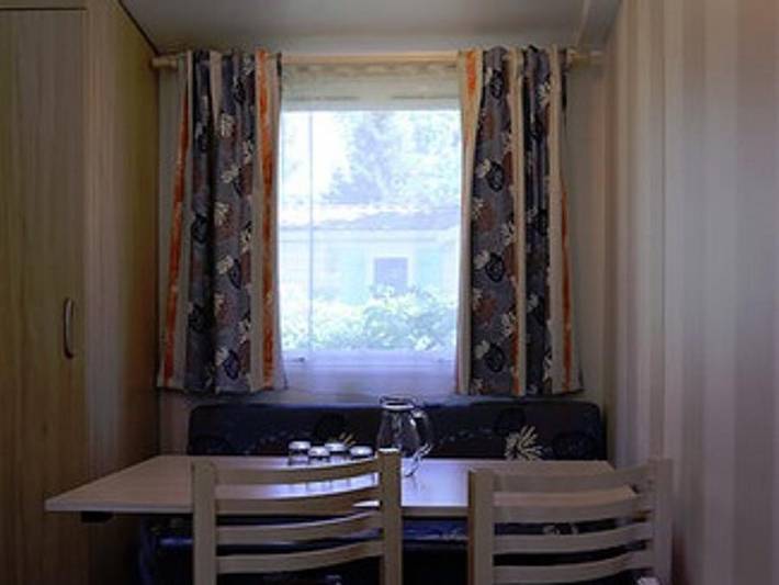 Camping Le Rebau  - Mobilheim 4 personen - 2 Zimmer in Montblanc, Mittelmeerküste (Frankreich)