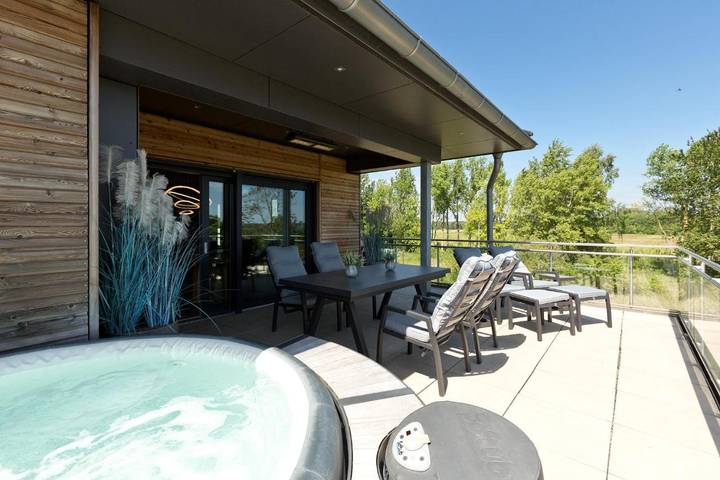 Ferienhaus für 4 Personen, mit Garten und Whirlpool sowie Sauna, kinderfreundlich in Klink - 2