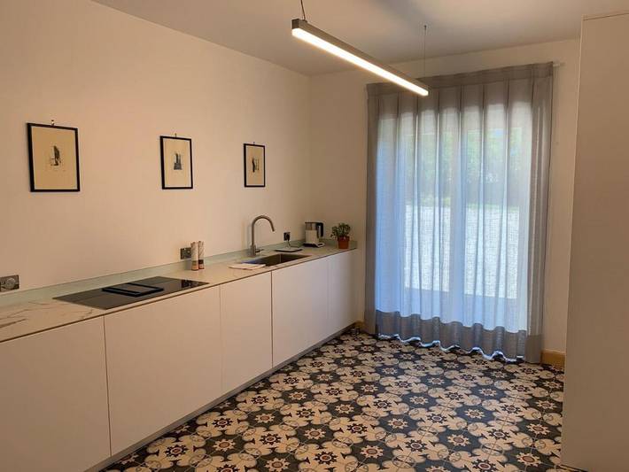 Location de vacances pour 6 personnes, avec vue ainsi que piscine et jardin à Ligny-le-Châtel - 4