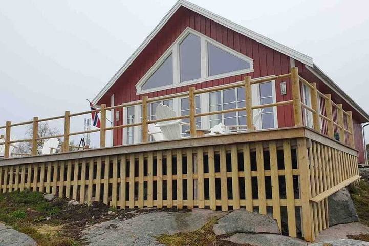 Valberg High Quality Seaview Cabin in Valberg, Vestvågøy
