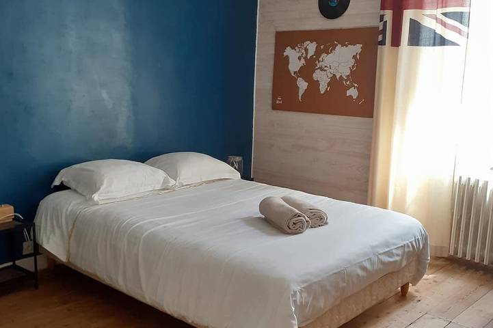 Location de vacances pour 8 personnes, avec terrasse et jardin à Saint-Xandre - 4