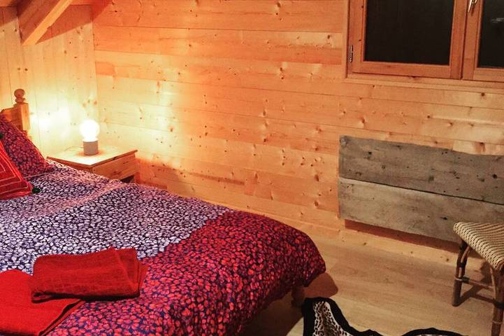 Chalet pour 8 personnes, avec jardin et balcon, animaux acceptés à Saint-Jean-d'Arves - 2