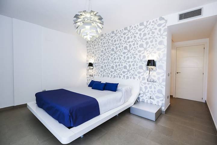 Finca für 12 Personen, mit Balkon und Garten in Salou - 2