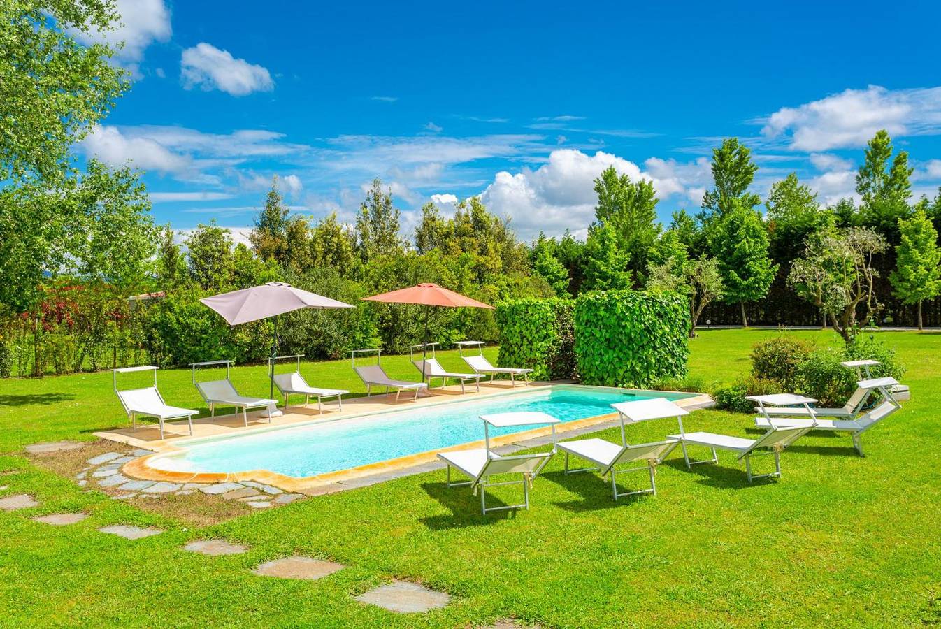 Villa per 14 persone con vista oceano in San Giuliano Terme, Riviera Toscana