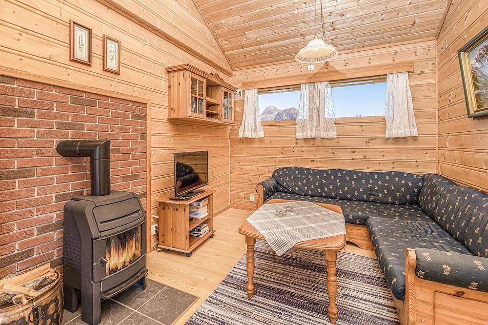 2 bedroom lovely home in Fjærland in Sogndal