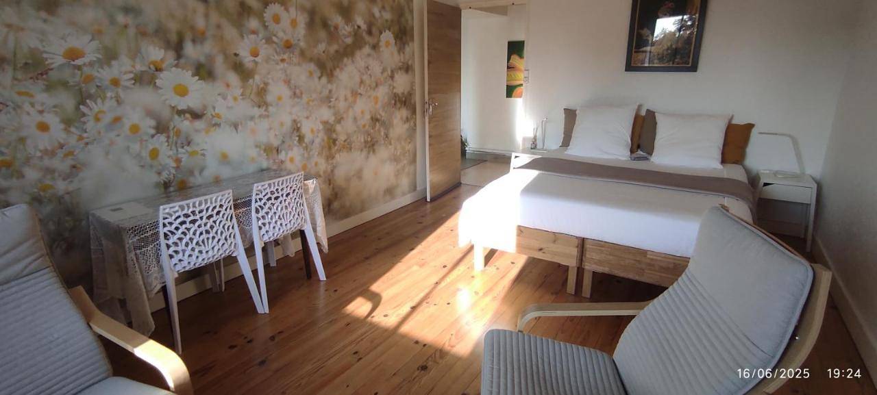 Appartement de vacances entier, Two-Bedroom Suite in Bonnefontaine, Jura Francais