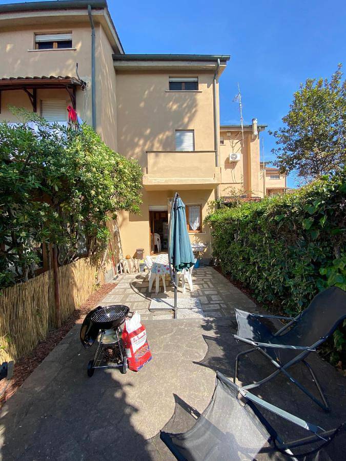 Casa vacanza per 5 persone, con giardino e terrazza, con animali domestici - 1