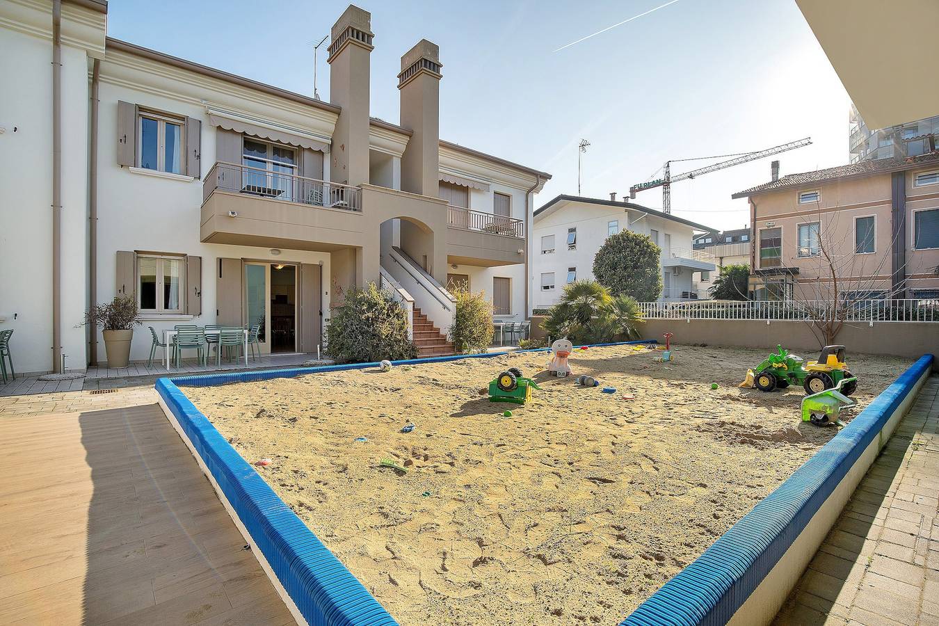 Ganze Wohnung, Apartment 'Valentina 1 – Obergeschoss' mit Gemeinschaftspool, Wlan und Klimaanlage in Lido di Jesolo, Jesolo-stadt