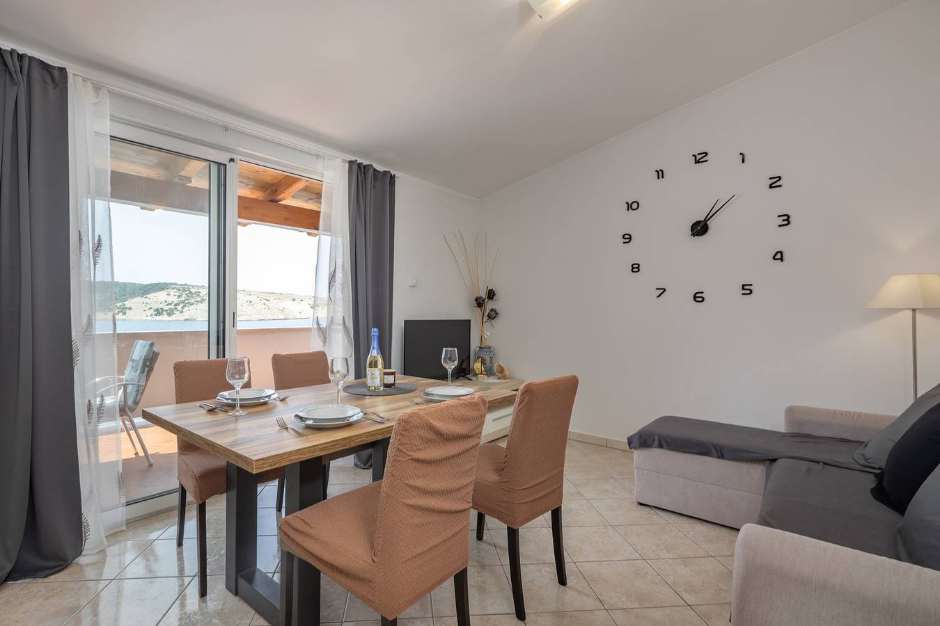 Ganze Wohnung, Sunset By The Sea in Lopar, Rab