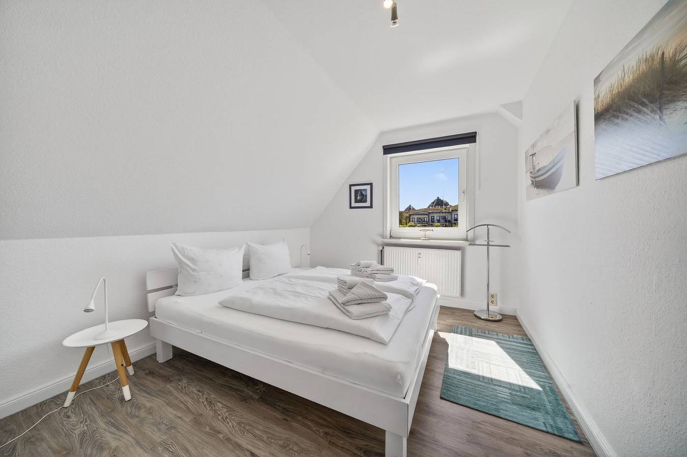Ganze Wohnung, Gemütliche 2-Zimmer Ferienwohnung in strandnaher Lage für 2 Erwachsene plus Kleinkind bis 3 Jahren in Hörnum, Sylt