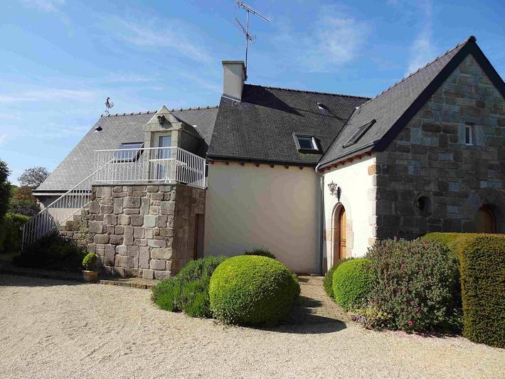 Cottage pour 3 personnes, avec jardin à Lanloup