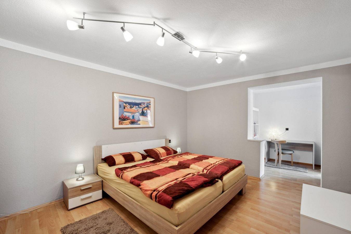 Appartement de vacances entier, Holiday flat with private entrance and Wlan in Wilhermsdorf, Romantische Straße