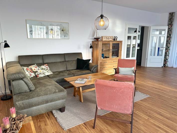Ferienwohnung für 5 Personen, mit Balkon und Terrasse sowie Sauna in Sassnitz, Rügen