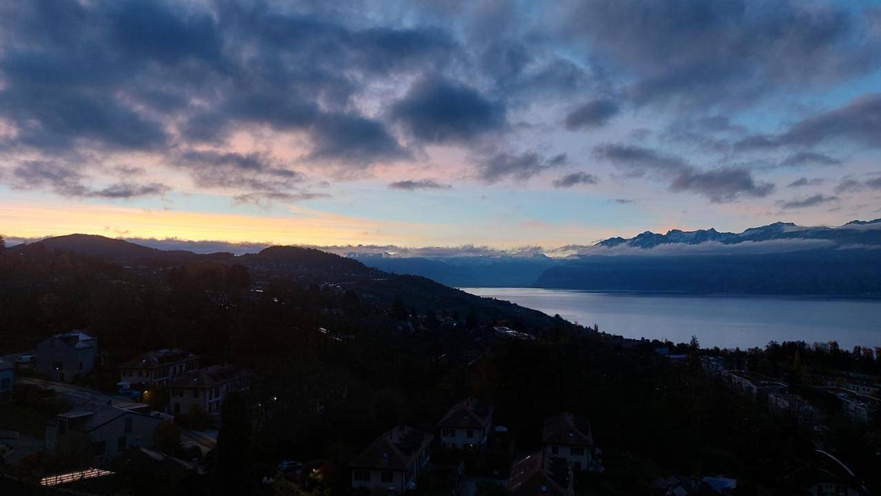 Appartement entier, Two-Bedroom Apartment in Belmont-sur-Lausanne, Lac Léman
