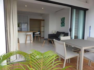 Gîte pour 2 personnes, avec vue et jardin dans Punaauia