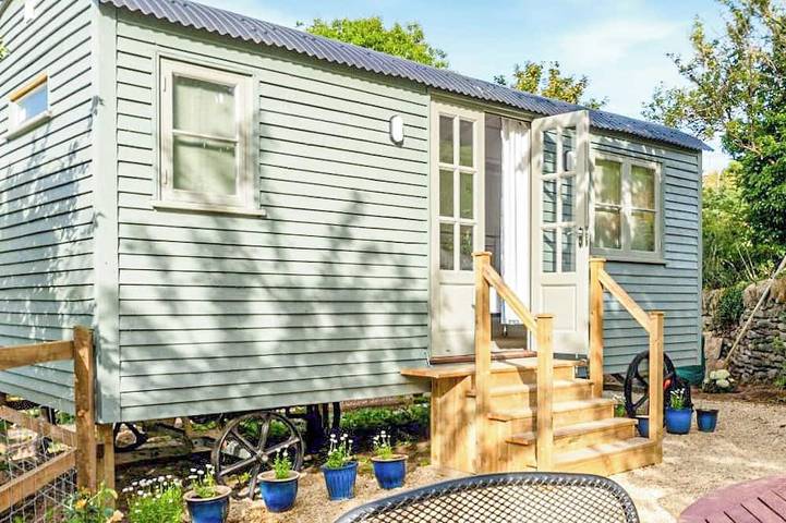 Holiday rental for 2 people, with garden in Bridport