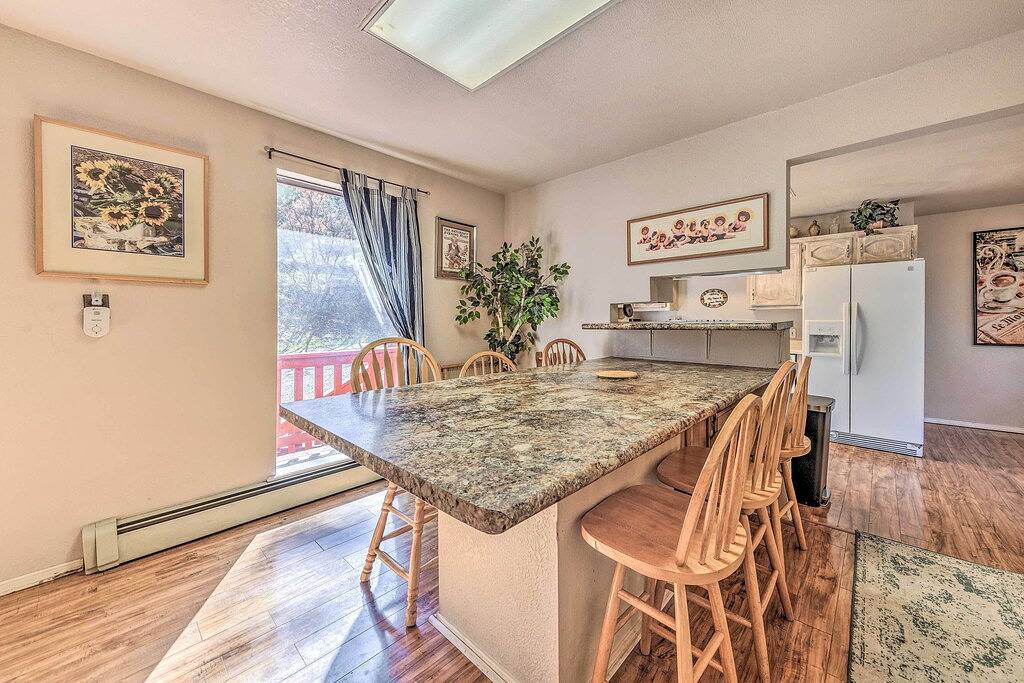 Dog-Friendly Alto Escape w/ Hot Tub + Foosball! in Alto, Ski Apache