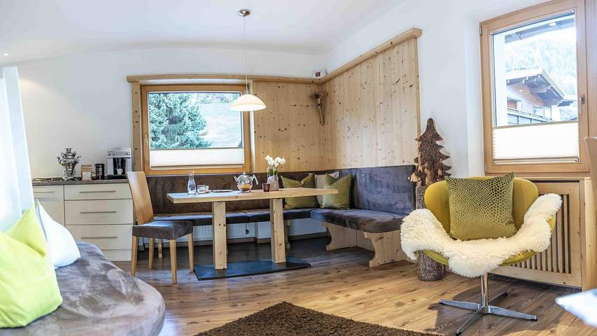 Ferienwohnung für 8 Personen, mit Terrasse und Garten - 1