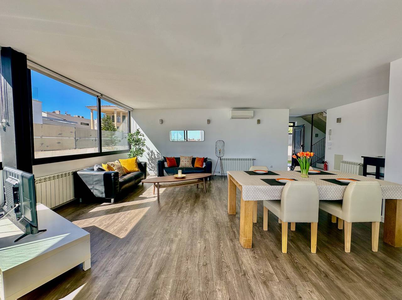 Ganze Wohnung, Moderna Villa con piscina en Palma de Mallorca in Son Serra-La Vileta, Palma