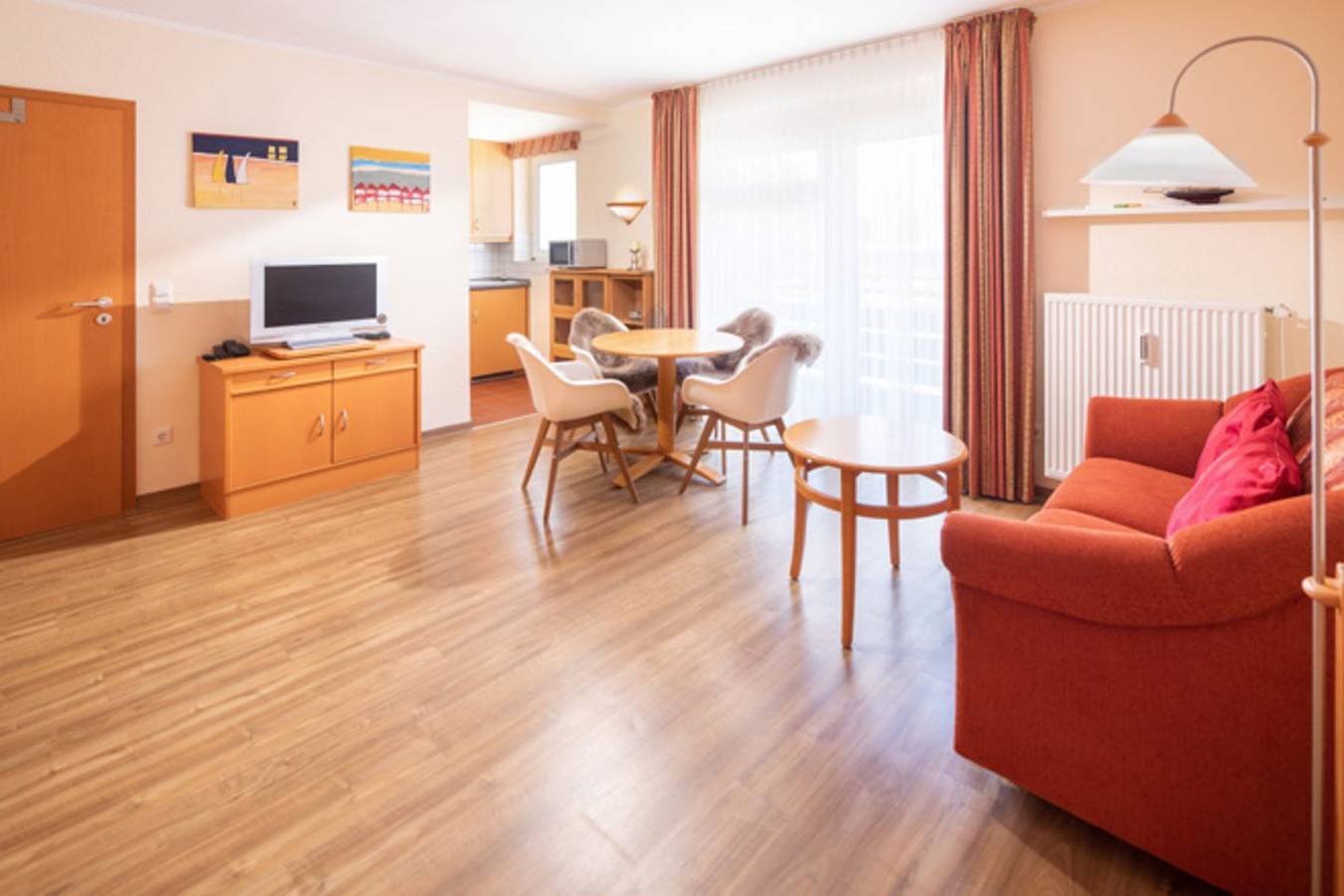 Ganze Wohnung, 1-Zimmer Appartement im Herzen von Juist mit Balkon zur Wilhelmstraße in Juist