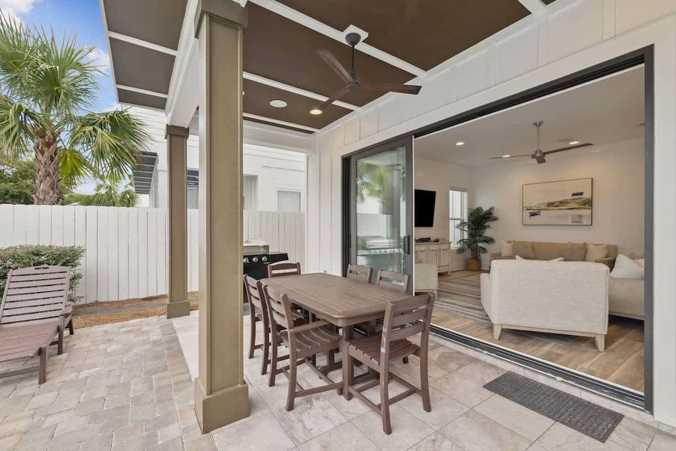 7Br Elegance and Comfort Withpool and near the Beach in Miramar Beach, Emerald Coast