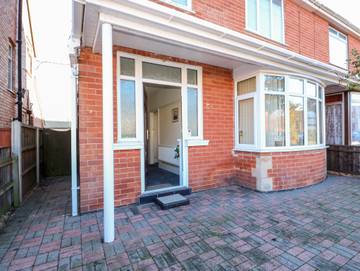 Cottage for 7 People in Skegness, Lincolnshire, Photo 1
