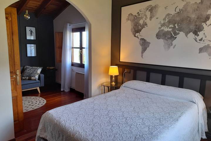 Casa de vacaciones para 8 personas, con vistas al mar y balcón/terraza en Llanes