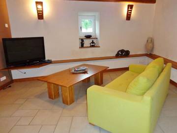 Gîte pour 2 personnes, avec jardin dans les Hautes-Pyrénées