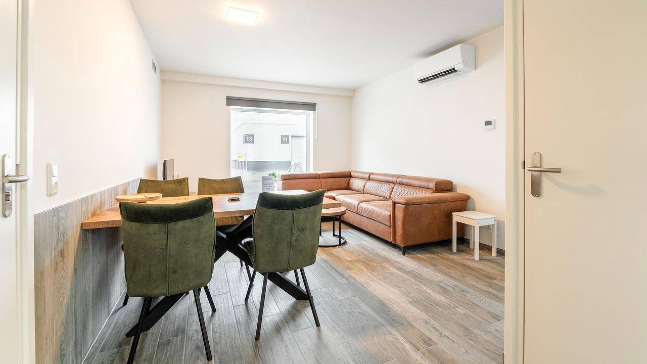 Geheel vakantieappartement, Vakantieappartement voor 6 personen met terras in Landgraaf, Parkstad Limburg