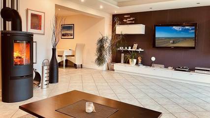 Ferienwohnung für 4 Personen, mit Sauna und Garten in Almdorf