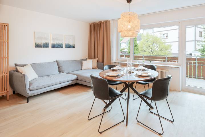 Ganze Ferienwohnung, Ferienwohnung Sonnenglück mit großzügigem Südbalkon in Lenzkirch Ort, Lenzkirch